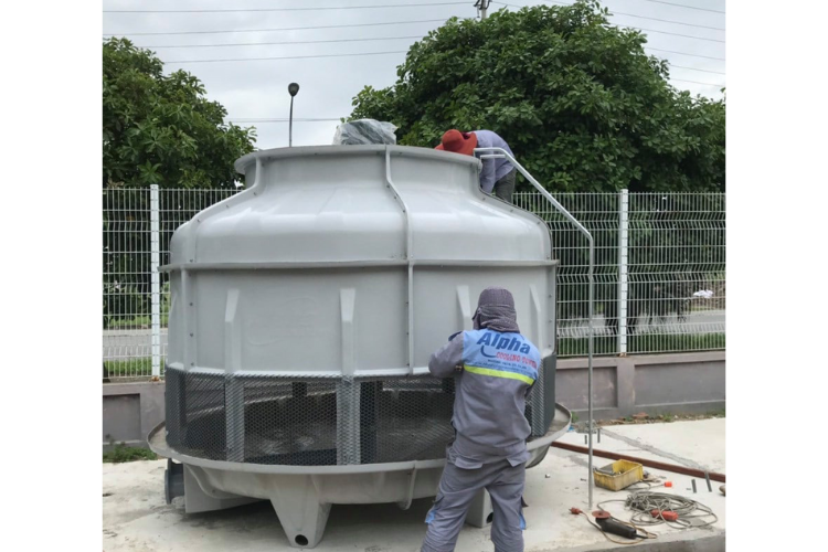 Quý khách hãy tìm hiểu cẩn thận thông tin, địa chỉ nơi mua tháp giải nhiệt